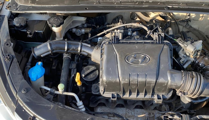 2014 Hyundai i10 MAGNA 1.1, Petrol, Manual, 66,739 km, Engine View - Right