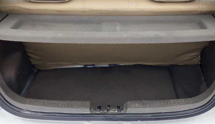 2013 Hyundai i10 SPORTZ 1.2, Petrol, Manual, 57,803 km, Boot Inside