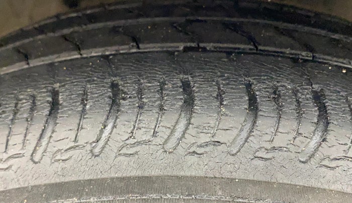 2019 Maruti S PRESSO VXI+, Petrol, Manual, 51,254 km, Right Front Tyre Tread