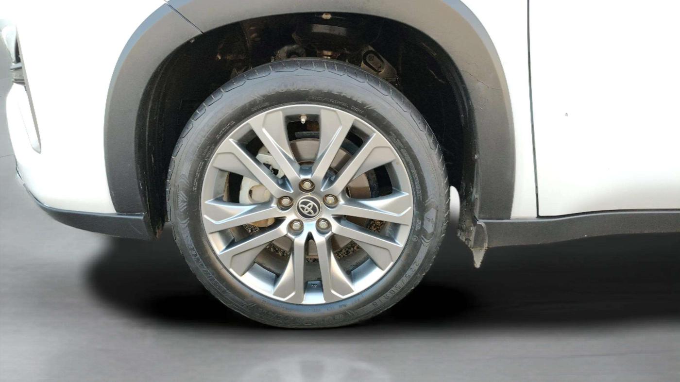 2023 Toyota INNOVA HYCROSS ZX HYBRID 7 STR, Hybrid, Automatic, 48,418 km, Left Front Wheel