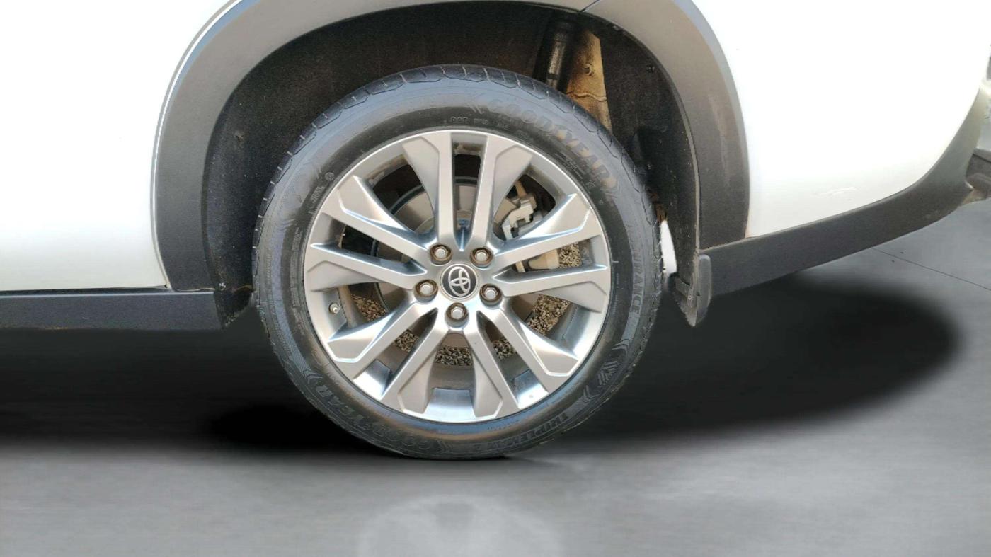 2023 Toyota INNOVA HYCROSS ZX HYBRID 7 STR, Hybrid, Automatic, 48,418 km, Left Rear Wheel