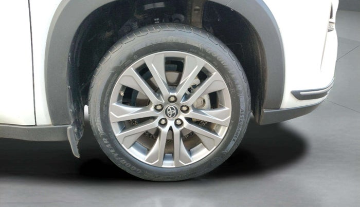 2023 Toyota INNOVA HYCROSS ZX HYBRID 7 STR, Hybrid, Automatic, 48,418 km, Right Front Wheel