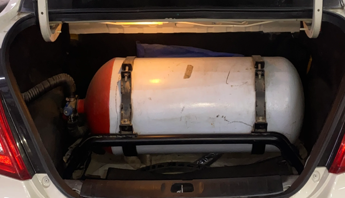 2021 Maruti Swift Dzire TOUR S-CNG, CNG, Manual, 56,933 km, Boot Inside