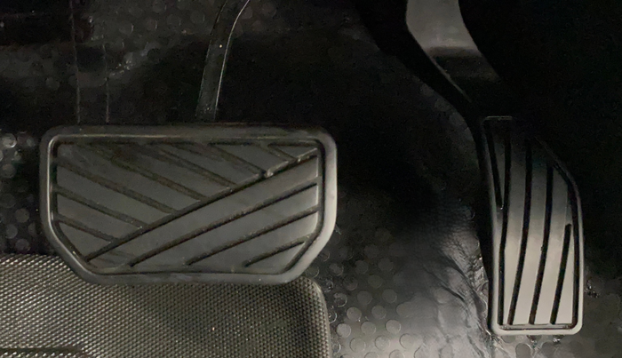 2021 Toyota URBAN CRUISER PREMIUM GRADE AT, Petrol, Automatic, 32,548 km, Pedals