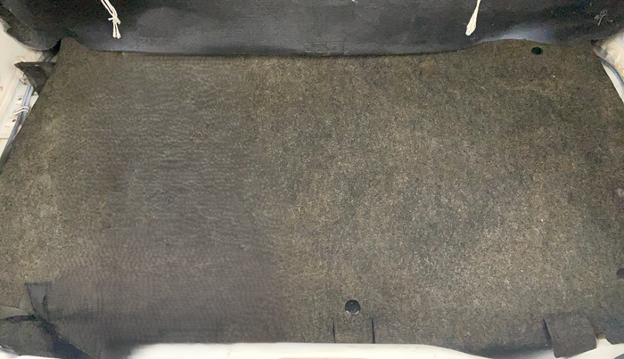 2017 Hyundai Eon SPORTZ, Petrol, Manual, 37,099 km, Boot Inside