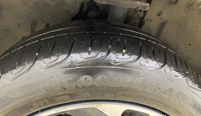 2023 Tata ALTROZ XZ CNG, CNG, Manual, 27,081 km, Left Front Tyre Tread