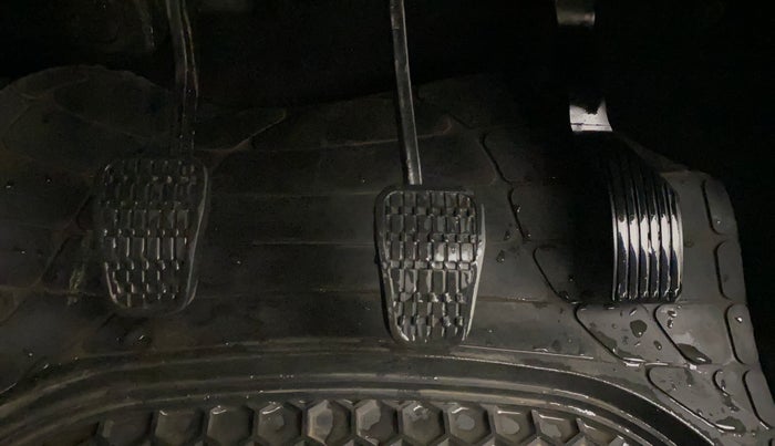 2023 Tata ALTROZ XZ CNG, CNG, Manual, 27,081 km, Pedals