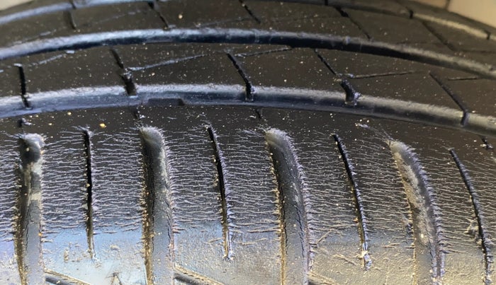 2020 Renault Kwid NEOTECH RXL 1.0 MT, Petrol, Manual, 20,948 km, Right Front Tyre Tread