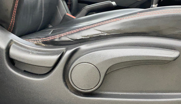 2016 Hyundai Creta SX PLUS AT 1.6 PETROL, Petrol, Automatic, 81,348 km, Driver Side Adjustment Panel