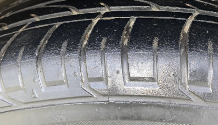 2016 Hyundai Creta SX PLUS AT 1.6 PETROL, Petrol, Automatic, 81,348 km, Left Front Tyre Tread