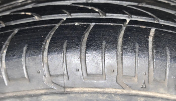 2016 Hyundai Creta SX PLUS AT 1.6 PETROL, Petrol, Automatic, 81,348 km, Right Rear Tyre Tread