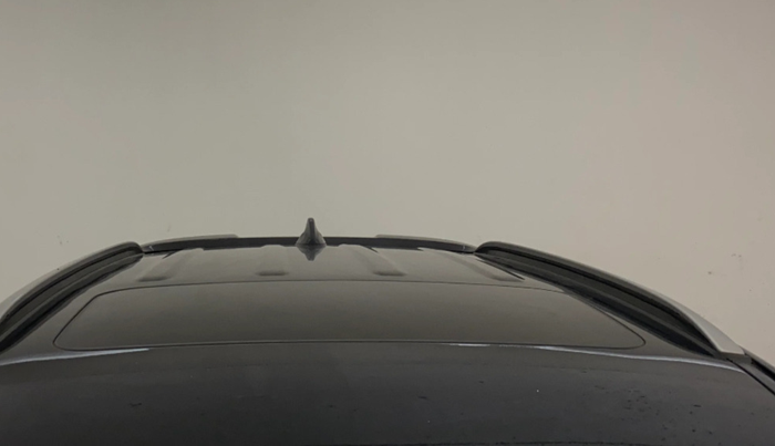 2019 Hyundai Creta SX SPORTS EDITION 1.6 PETROL DUAL TONE, Petrol, Manual, 61,811 km, Moonroof/ Sunroof