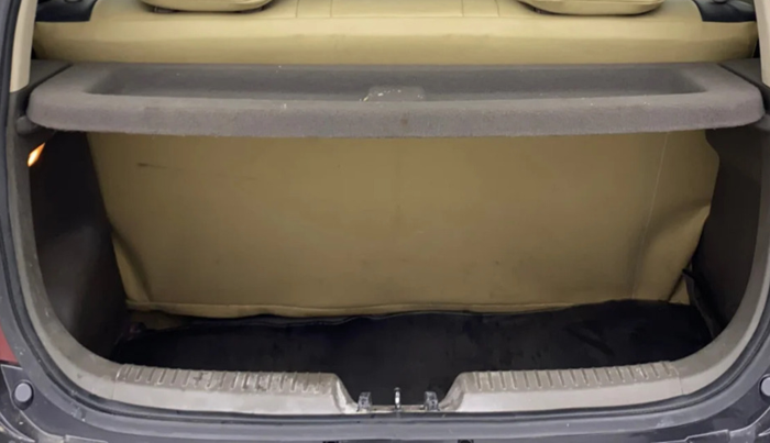 2013 Hyundai i10 SPORTZ 1.2, Petrol, Manual, 1,03,373 km, Boot Inside