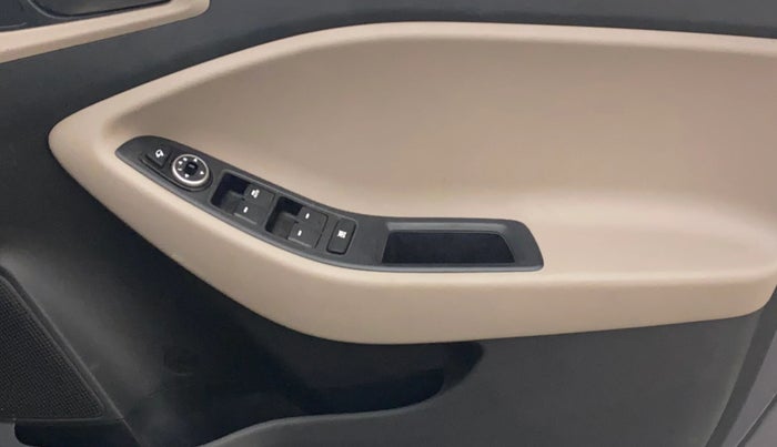 2015 Hyundai Elite i20 ASTA 1.2, Petrol, Manual, 22,273 km, Driver Side Door Panels Control