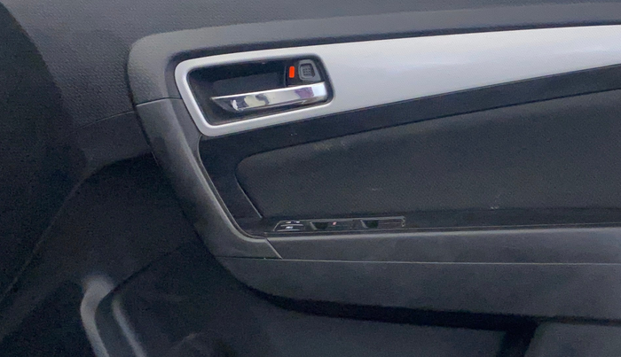 2021 Maruti Vitara Brezza ZXI, Petrol, Manual, 43,887 km, Driver Side Door Panels Control