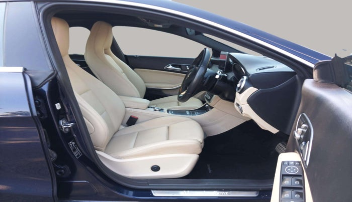 2018 Mercedes Benz CLA Class CLA 200 SPORT, Petrol, Automatic, 21,089 km, Right Side Front Door Cabin