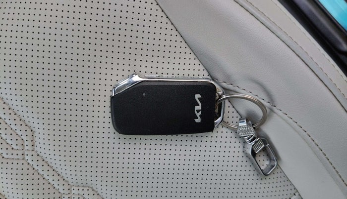 2024 KIA SELTOS  HTX 1.5 DIESEL AT, Diesel, Automatic, 19,001 km, Key Close Up