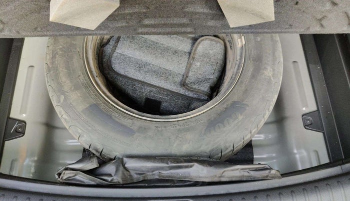 2024 KIA SELTOS  HTX 1.5 DIESEL AT, Diesel, Automatic, 19,001 km, Spare Tyre