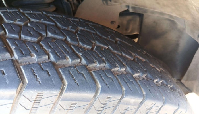 2020 Ford Endeavour TITANIUM PLUS 2.0 4X2 AT SUNROOF, Diesel, Automatic, 65,623 km, Right Rear Tyre Tread