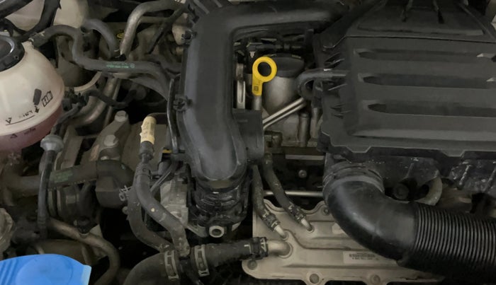 2022 Volkswagen Polo HIGHLINE PLUS 1.0L TSI, Petrol, Manual, 82,569 km, Engine View - Right