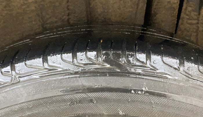 2018 Maruti S Cross ZETA 1.3, Diesel, Manual, 1,34,311 km, Left Rear Tyre Tread