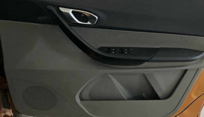 2017 Tata Tiago XZ PETROL, Petrol, Manual, 37,521 km, Driver Side Door Panels Control