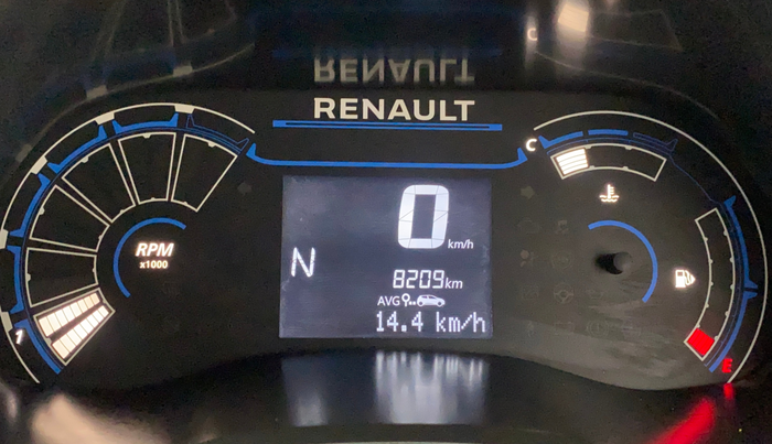 2022 Renault TRIBER RXZ AMT, Petrol, Automatic, 8,177 km, Odometer Image