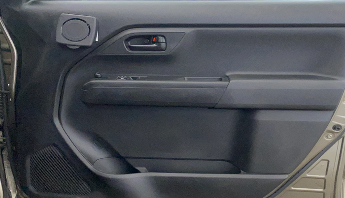 2019 Maruti New Wagon-R LXI CNG 1.0, CNG, Manual, 78,357 km, Driver Side Door Panels Control