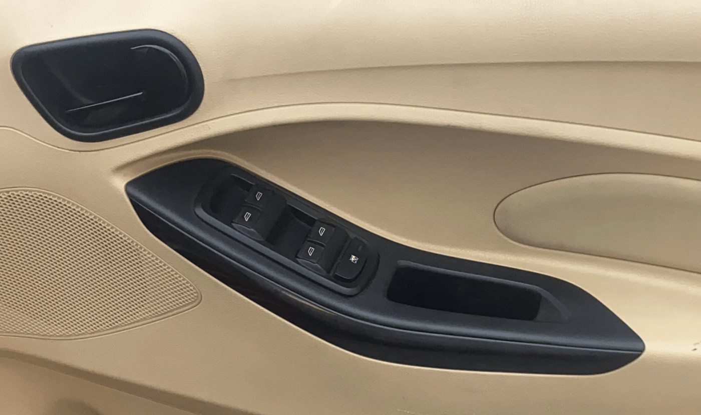 2020 Ford Figo Aspire TITANIUM PLUS 1.5 DIESEL, Diesel, Manual, 49,830 km, Driver Side Door Panels Control