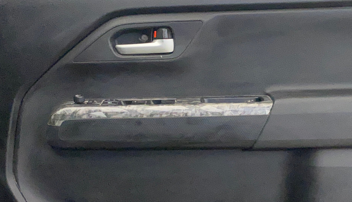 2019 Maruti New Wagon-R ZXI 1.2, Petrol, Manual, 42,205 km, Driver Side Door Panels Control