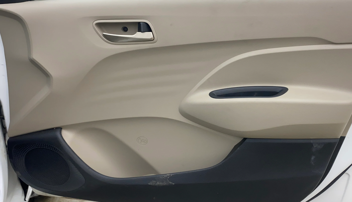 2020 Hyundai NEW SANTRO ASTA AMT, Petrol, Automatic, 9,162 km, Driver Side Door Panels Control