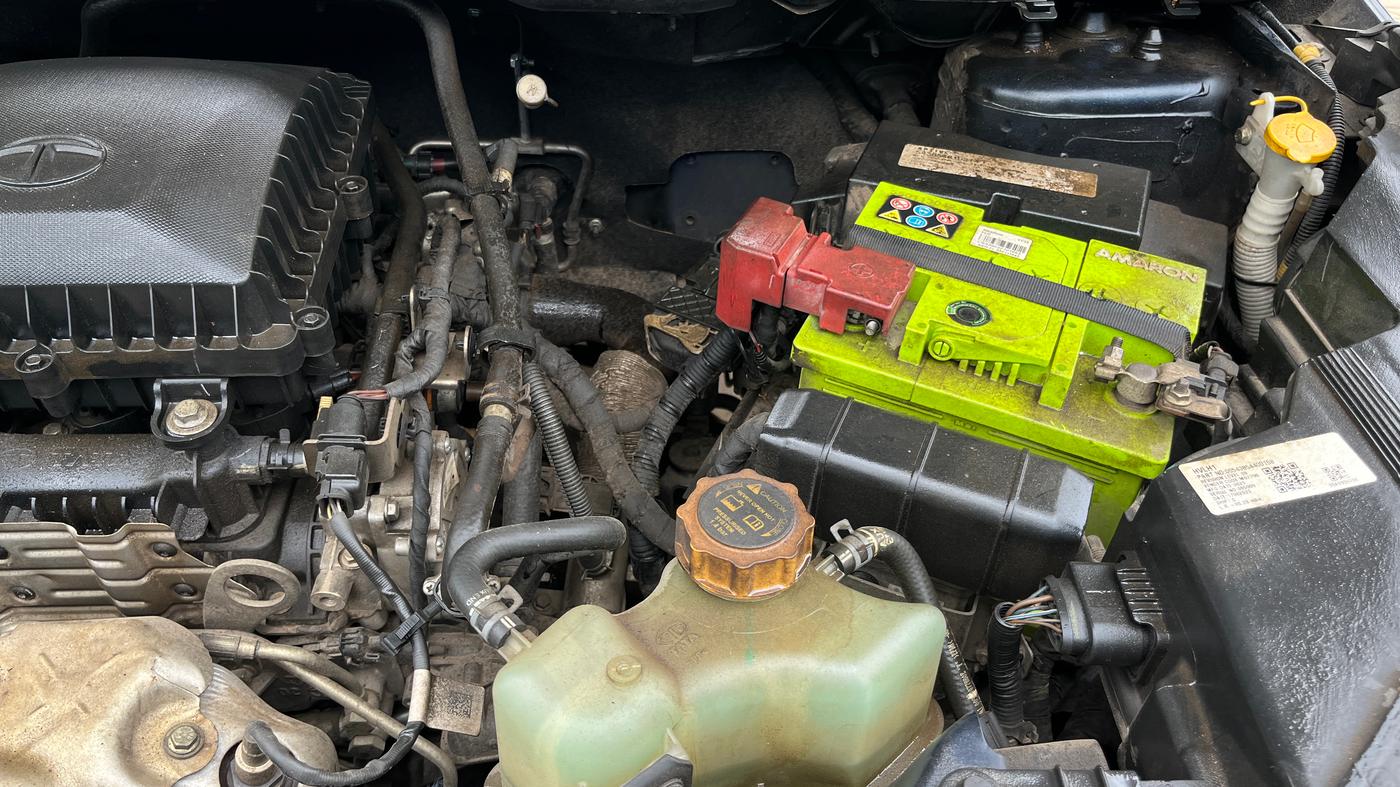 2023 Tata NEXON XZ Plus LUX, Petrol, Manual, 34,006 km, Engine View - Left