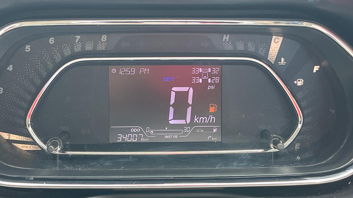 2023 Tata NEXON XZ Plus LUX, Petrol, Manual, 34,006 km, Odometer Image