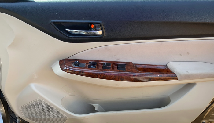 2019 Maruti Dzire VXI, Petrol, Manual, 64,862 km, Driver Side Door Panels Control