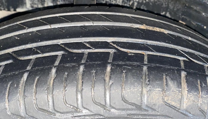 2022 Tata NEXON XM PETROL, Petrol, Manual, 54,531 km, Right Rear Tyre Tread