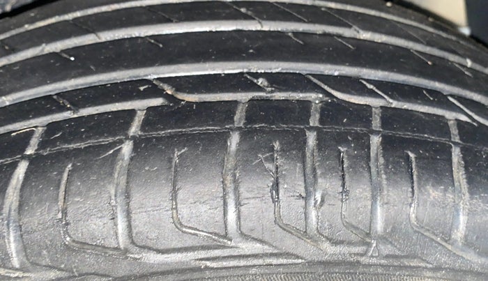 2022 Tata NEXON XM PETROL, Petrol, Manual, 54,531 km, Left Rear Tyre Tread