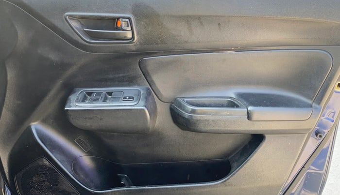 2020 Maruti Swift LXI, Petrol, Manual, 49,708 km, Driver Side Door Panels Control
