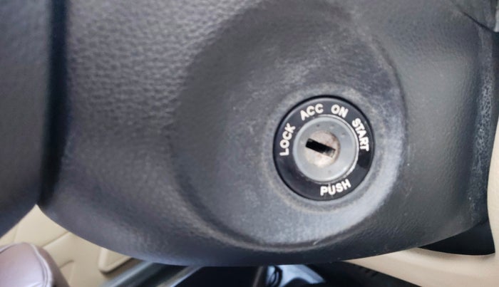 2011 Hyundai Eon D-LITE+, Petrol, Manual, 95,934 km, Key Close Up