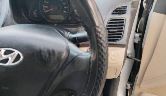 2011 Hyundai Eon D-LITE+, Petrol, Manual, 95,934 km, Steering Wheel Close Up