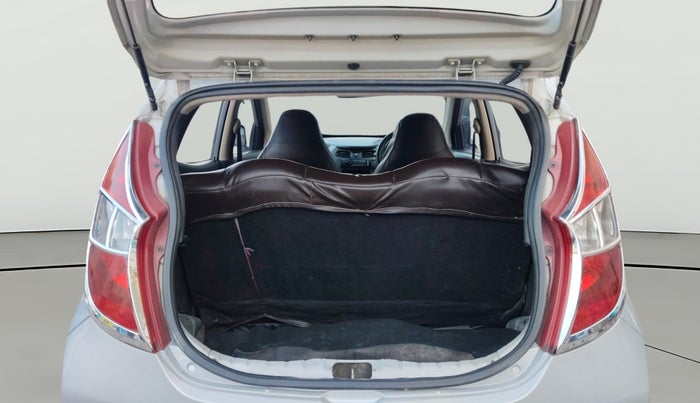 2011 Hyundai Eon D-LITE+, Petrol, Manual, 95,934 km, Boot Inside