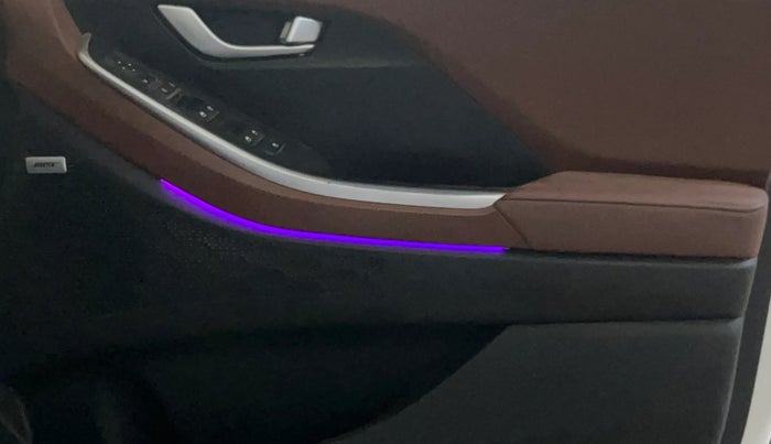 2021 Hyundai ALCAZAR 1.5 SIGNATURE (O) AT 6STR, Diesel, Automatic, 74,694 km, Driver Side Door Panels Control