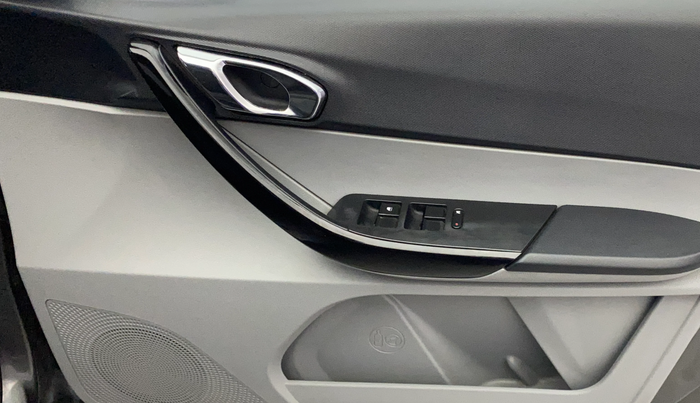 2020 Tata Tiago XZA PLUS PETROL, Petrol, Automatic, 46,586 km, Driver Side Door Panels Control