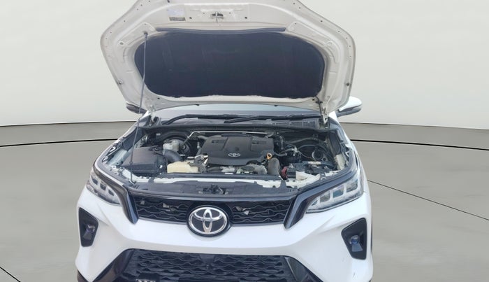 2023 Toyota Fortuner 4X2 AT 2.8 LEGENDER, Diesel, Automatic, 45,995 km, Open Bonet