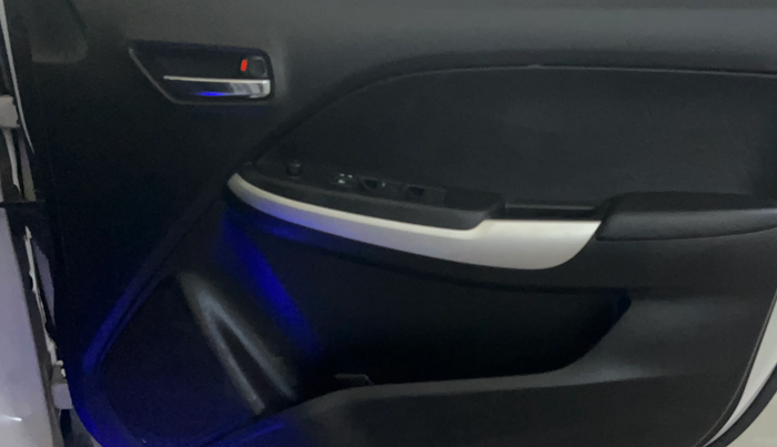 2016 Maruti Baleno DELTA PETROL 1.2, Petrol, Manual, 32,245 km, Driver Side Door Panels Control