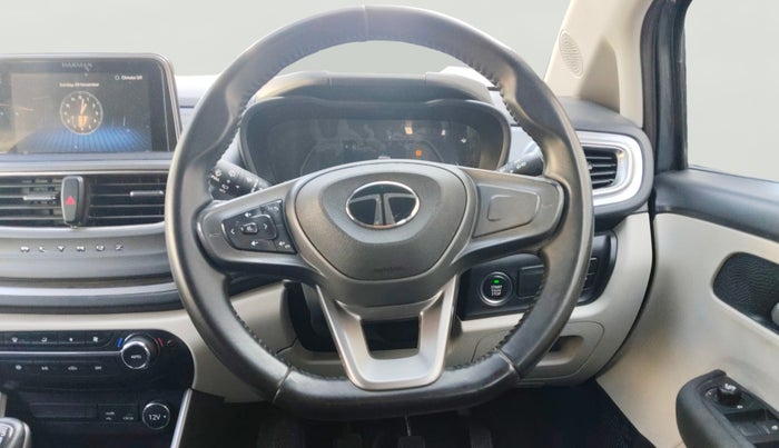 2024 Tata ALTROZ XZ PLUS SUNROOF CNG, CNG, Manual, 58,209 km, Steering Wheel Close Up