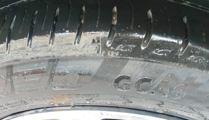 2024 Tata ALTROZ XZ PLUS SUNROOF CNG, CNG, Manual, 58,209 km, Right Front Tyre Tread