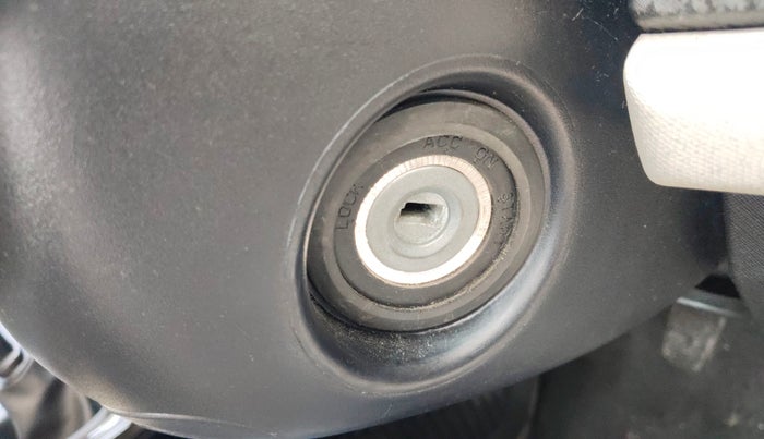 2024 Tata NEXON PURE 1.2 PETROL, Petrol, Manual, 18,081 km, Keyless Start/ Stop Button