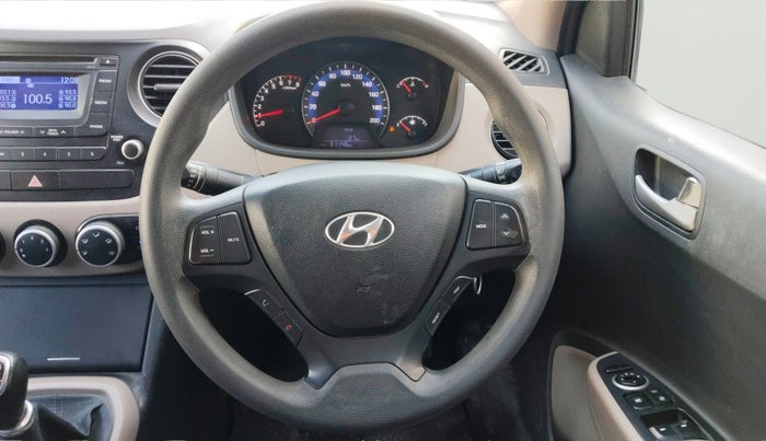 2015 Hyundai Xcent S 1.2, Petrol, Manual, 31,146 km, Steering Wheel Close Up