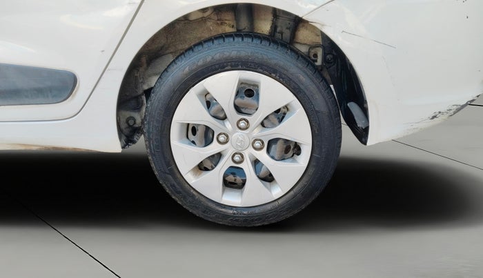 2015 Hyundai Xcent S 1.2, Petrol, Manual, 31,146 km, Left Rear Wheel