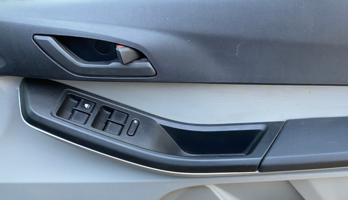 2023 Tata Tiago XT (O) PETROL, Petrol, Manual, 21,677 km, Driver Side Door Panels Control
